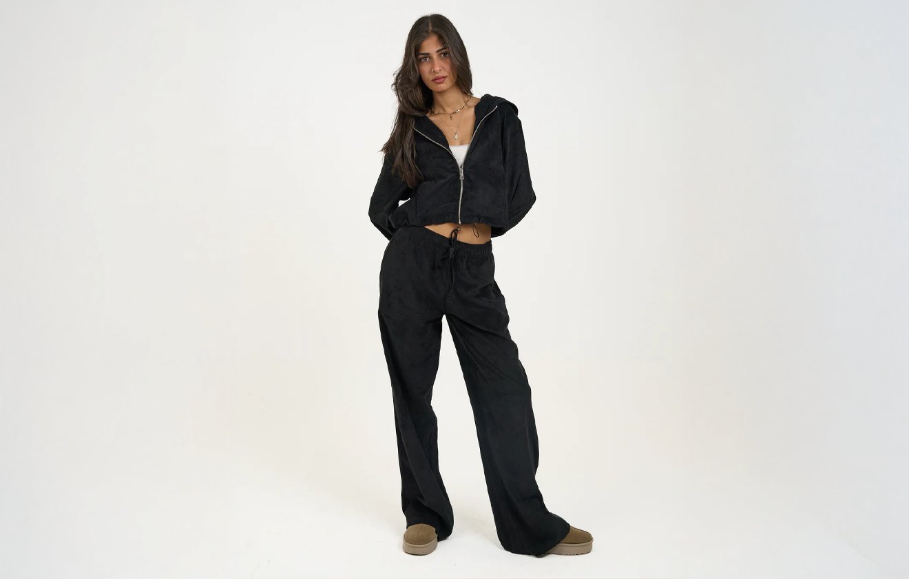 WOMEN’S SETS